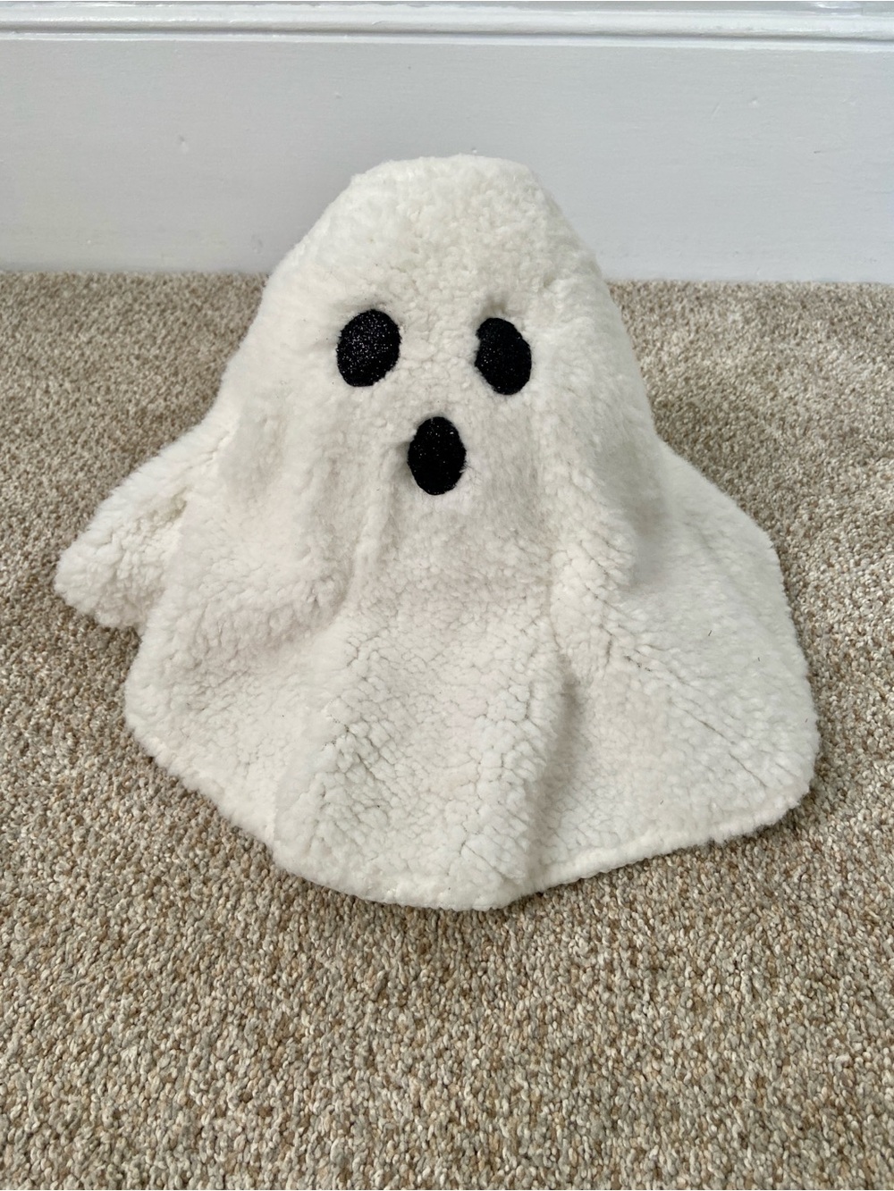 Sherpa Ghost Halloween Plush Decor Michaels EUC - Picture 7 of 12